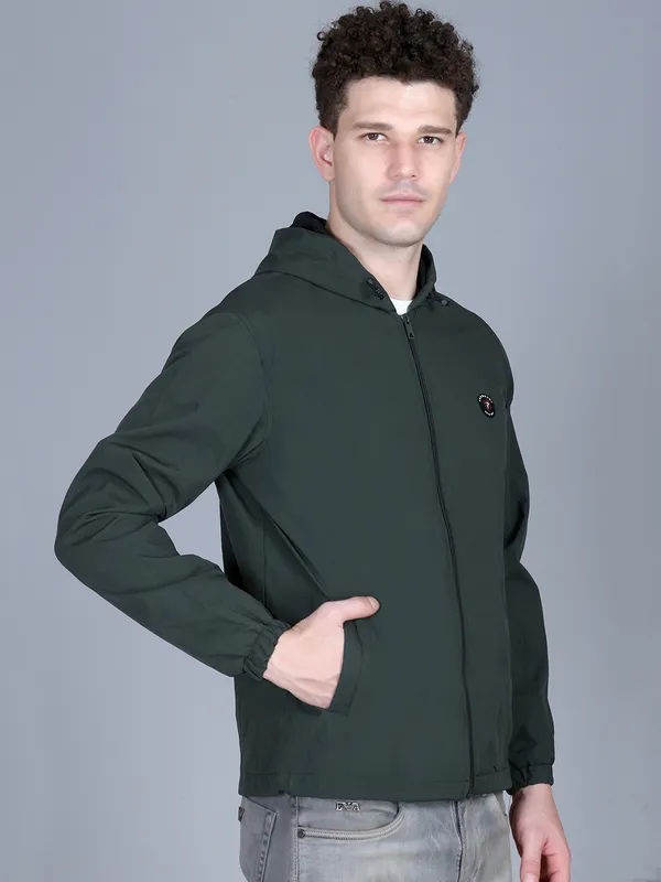 Green_Polyester_Solid_Regular_Fit_Jacket_For_Men
