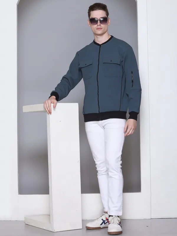 Navy_Polyester_Solid_Full_Sleeve_Round_Neck_Sweatshirt_For_Men