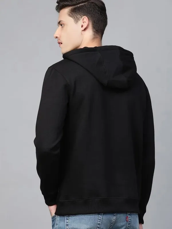 Black_Fleece_Solid_Full_Sleeve_Hooded_Neck_Sweatshirt_For_Men