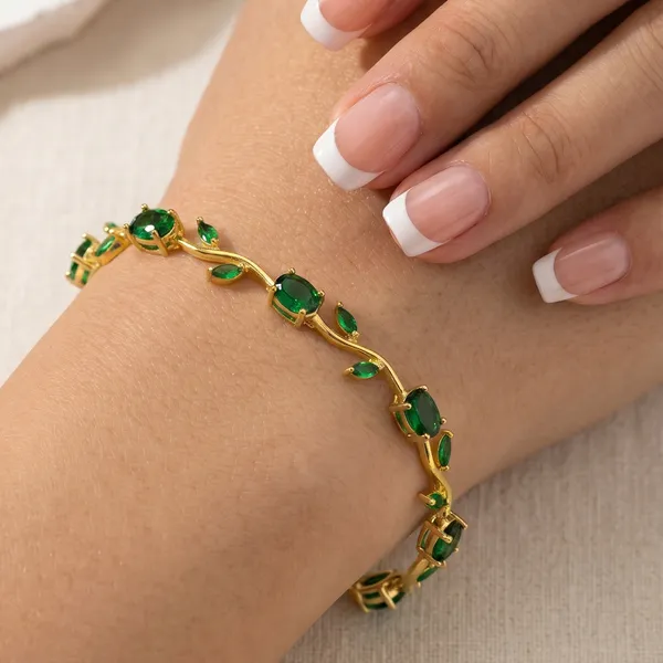 Tulip_Vine_in_Emerald_18K_Gold_Plated_Links_Bracelet