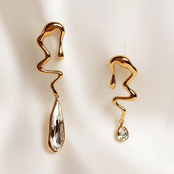 22K_Gold_Plated_Aurelia_Flow_Premium_Drop_Earrings