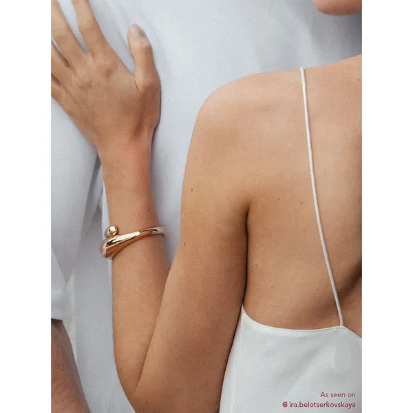 18K_Gold_Plated_Molten_Flow_Bangle_For_Women