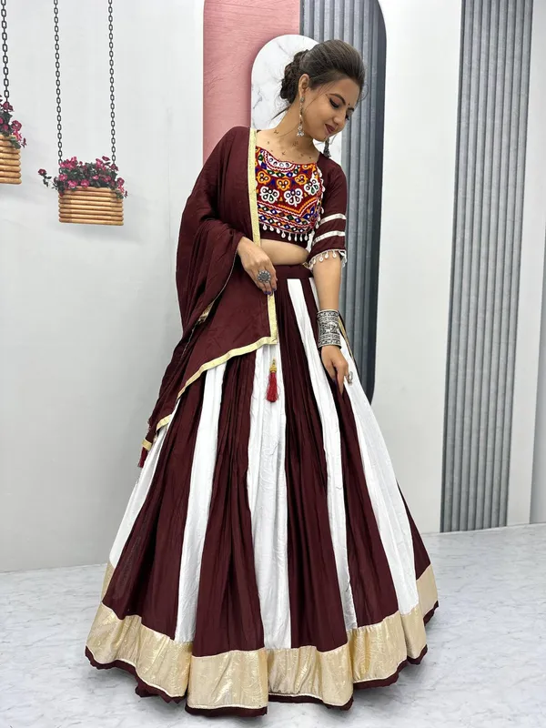 Maroon_Digital_Patola_Print_Traditional_Lehenga_Choli_For_Women