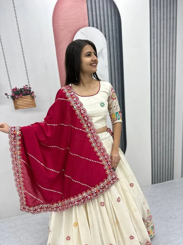 White_Digital_Patola_Print_Traditional_Lehenga_Choli_For_Women