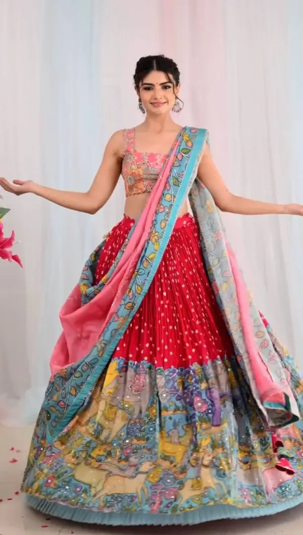 Red_Digital_Patola_Print_Traditional_Lehenga_Choli_For_Women