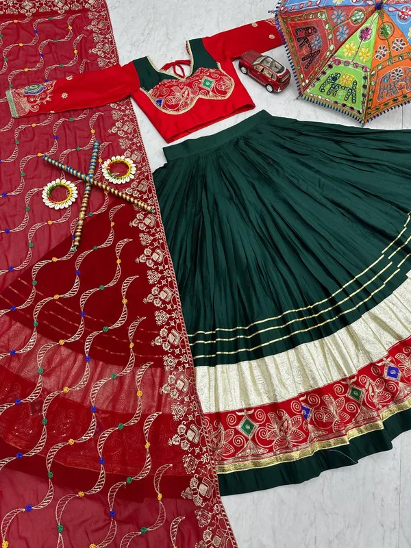 Green_Digital_Patola_Print_Traditional_Lehenga_Choli_For_Women