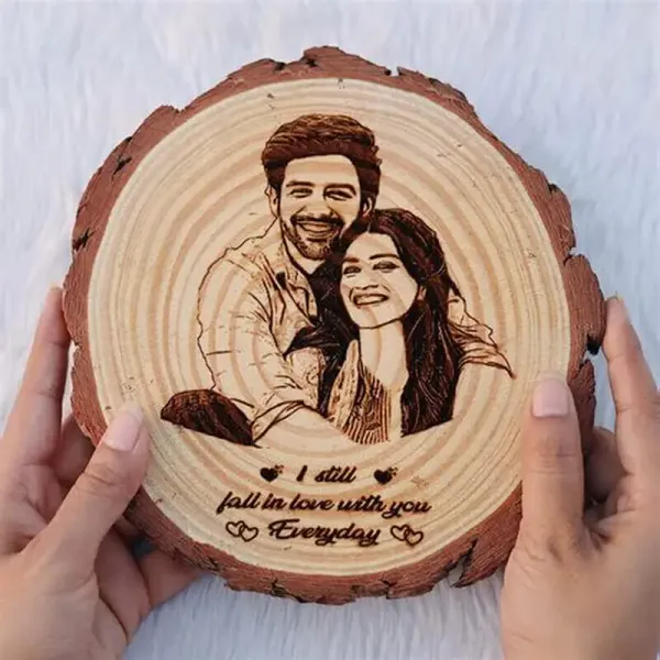 Honey_Brown_Personalised/Customized_Mango_Wooden_Slice__6/6_inch_Engraved_Photo_Frame__For__Raksha_Bandhan