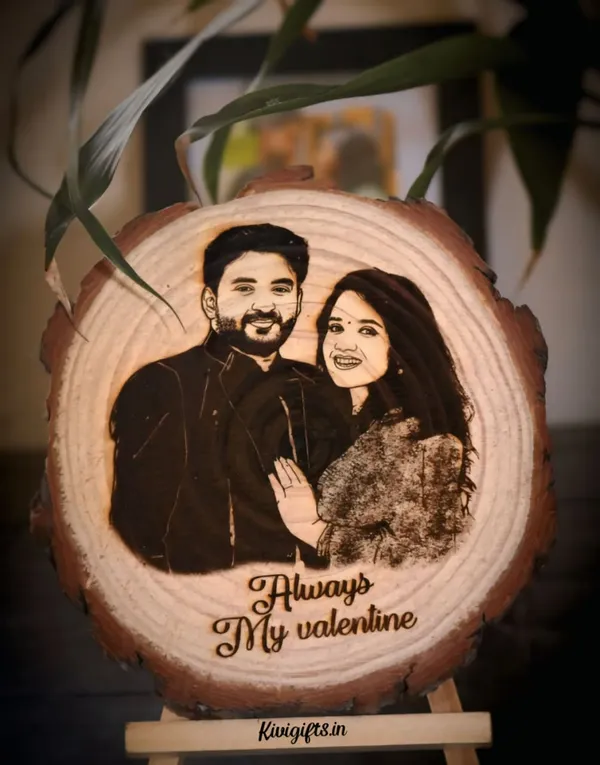 Customized_Engraved_on_Wood_for_Special_Occasions_-_Round_Shape_