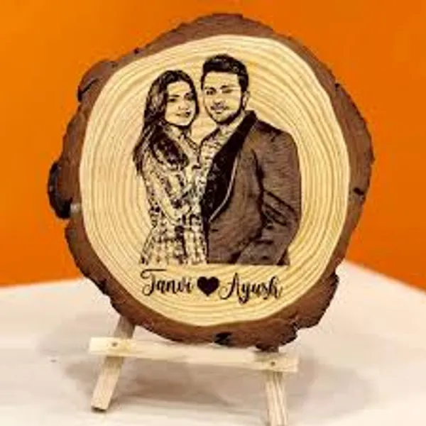 Honey_Brown_Personalised/Customized_Mango_Wooden_Slice__6/6_inch_Engraved_Photo_Frame__For__Raksha_Bandhan
