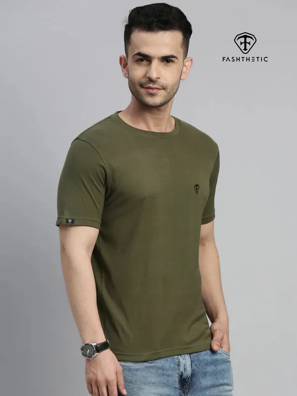 Military_Green_Cotton_Classic_Everyday_Round_Neck_T_Shirt_For_Adult