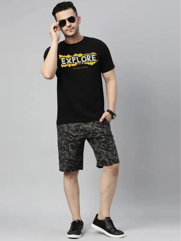 Black_Cotton_Explore_The_Great_Outdoor_T_Shirt_For_Adults