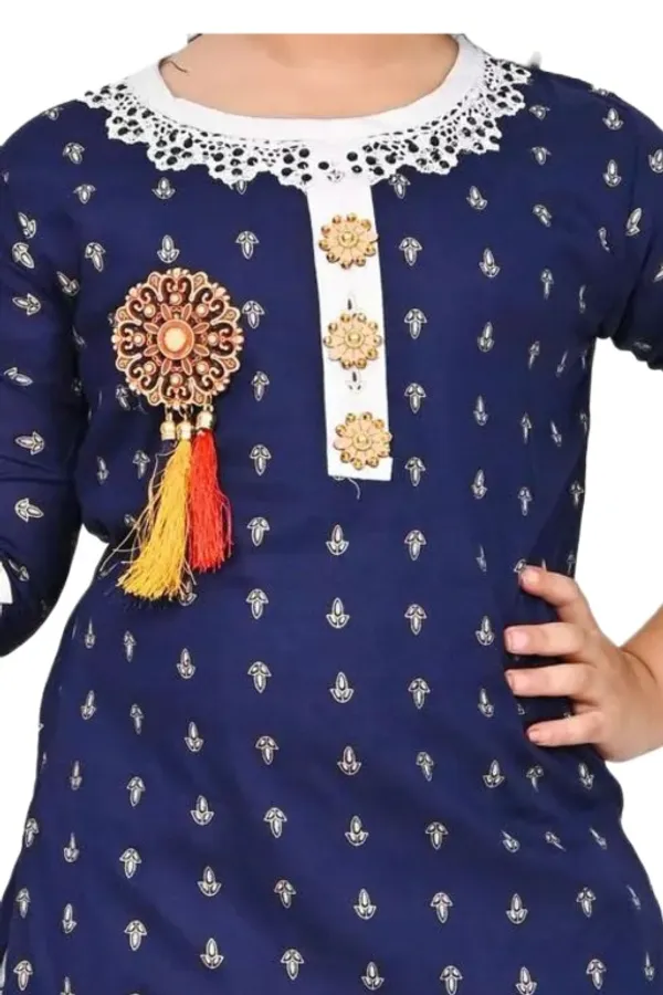 Navy_Blue_Rayon_Cotton_Makkhi_Print_Three-Quarter_Sleeves_Churidar_Set_For_Girls