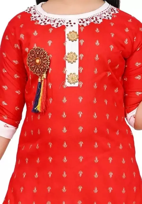 Red_Rayon_Cotton_Makkhi_Print_Three-Quarter_Sleeves_Churidar_Set_For_Girls