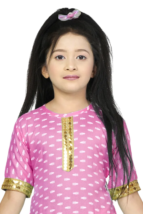 Pink_golden_lace_churidar