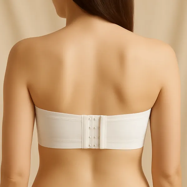 Curve_Closer_Women_Seamless_Strapless_Bandeau_Bra