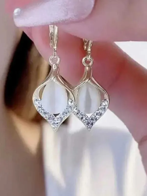 Green_&_Gold_Crystal_Gold_Drops_&_Danglers_For_Women