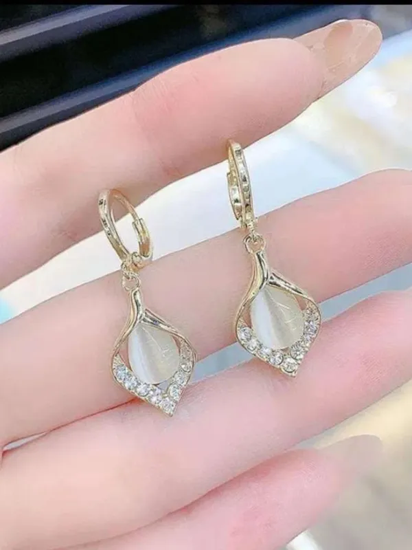 Green_&_Gold_Crystal_Gold_Drops_&_Danglers_For_Women
