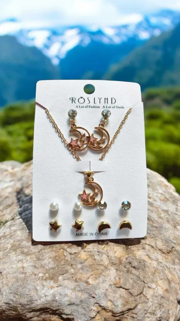Multicolor_Resin_Alloy_Earring_&_Pendant_Set_For_Women