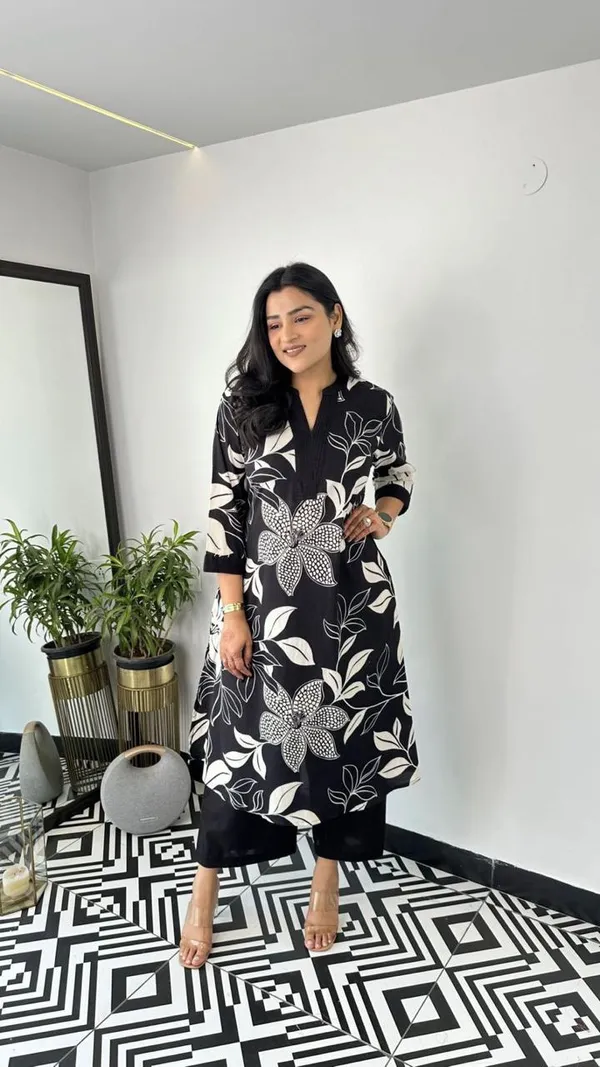 Black_Printed_Kurta_&_Pant_For_Women_&_Girls