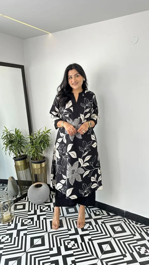 Black_Printed_Kurta_&_Pant_For_Women_&_Girls
