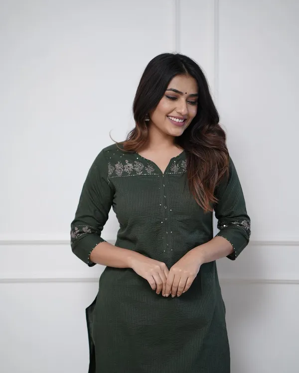 BOTTAL_GREEN_YOG_KURTI_WITH_PANT_