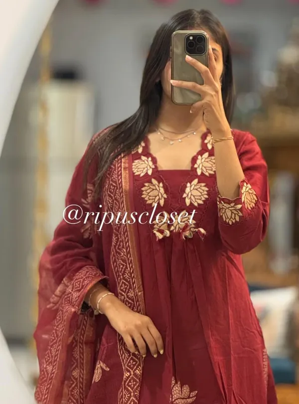 MARON_NEW__EMBORIDERY_KURTI_WITH_PANT_AND_PRINTED_DUPPTA_SAT_