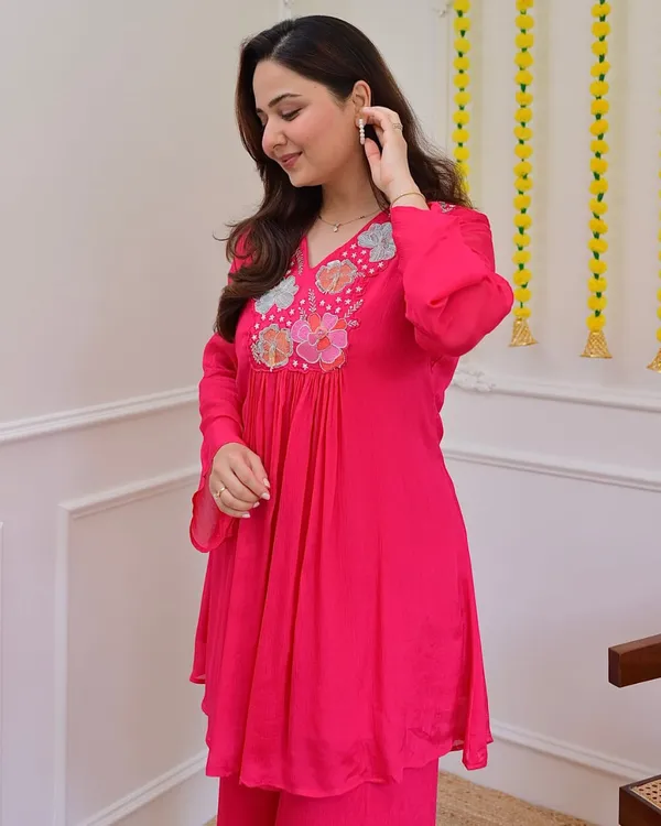 RANI_NEW_VNECK_EMBORIDERY_CORD_SAT_