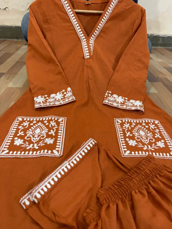 RUSTE_TWO_SIDE_POCKET_EMBORIDERY_KURTI_WITH_PANT_