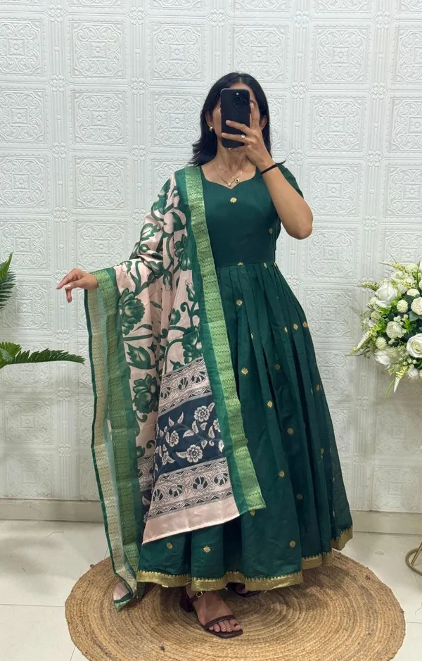 Introducing_New_Super_Trendy_Traditional_Outfit