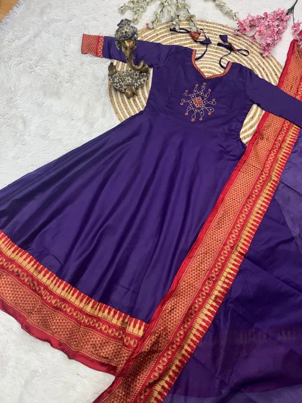 Introducing_New_Super_Trendy_Traditional_Outfit_For_upcoming_festivals