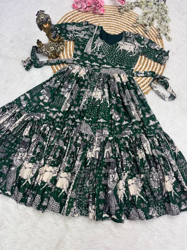 Introducing_Real_Own_Modeling_New_Super_Trendy_Dress