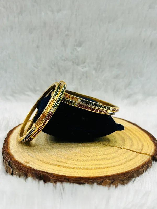 Multicolor_Copper_&_Brass_Premium_&_Elegant_Meenakari_Dotted_Bangle_For_Women_(_Set_Of_4_)