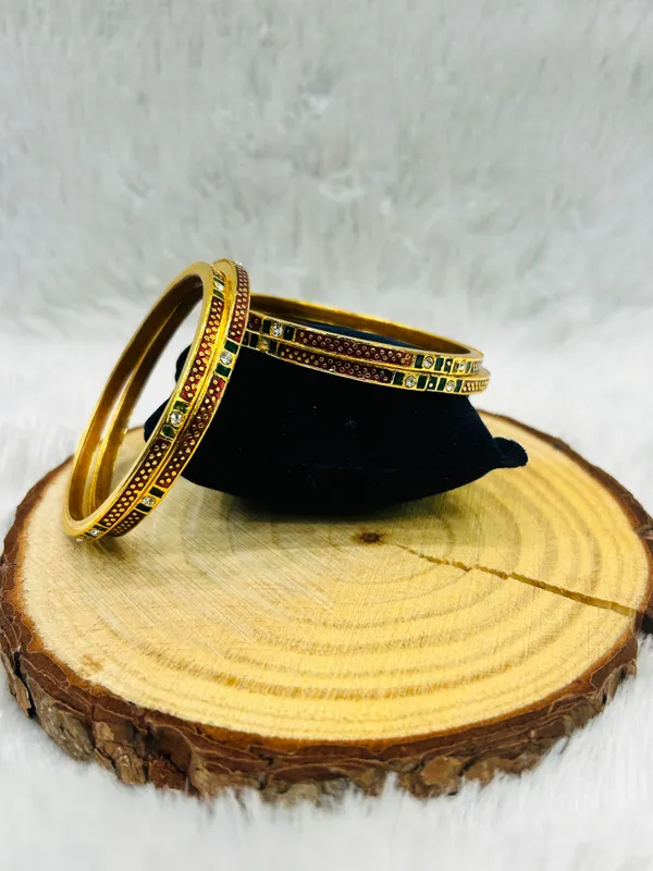 Multicolor_Copper_&_Brass_Premium_&_Elegant_Meenakari_Dotted_Bangle_For_Women_(_Set_Of_4_)
