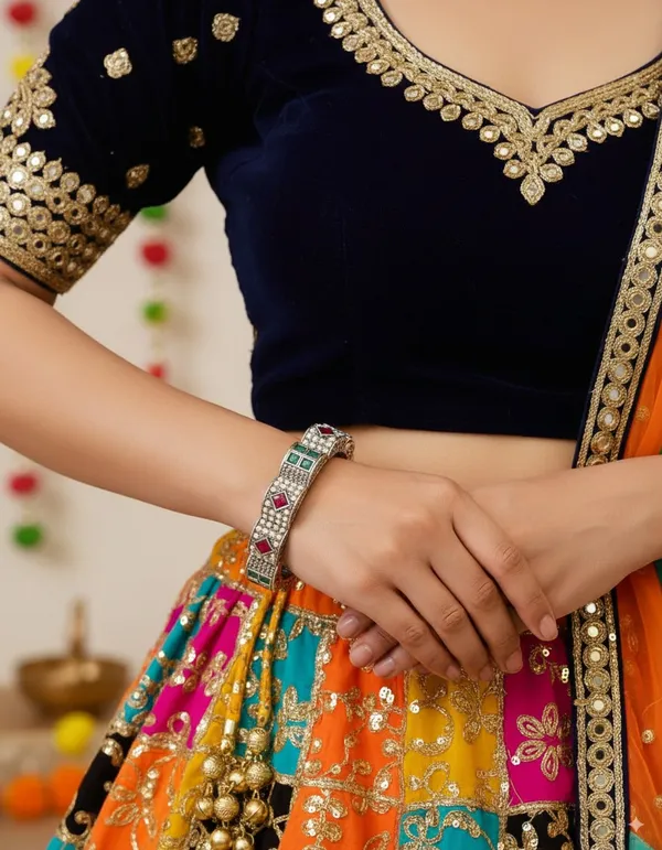 Oxidised_Special_Hawda_Moti_Kada_(2pc_Kada)