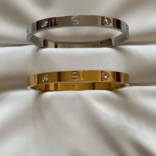 The_Eternal_Promise_Oval_Bangle-Anti_Tarnish_Daily_Wear_Stakable_Kadas