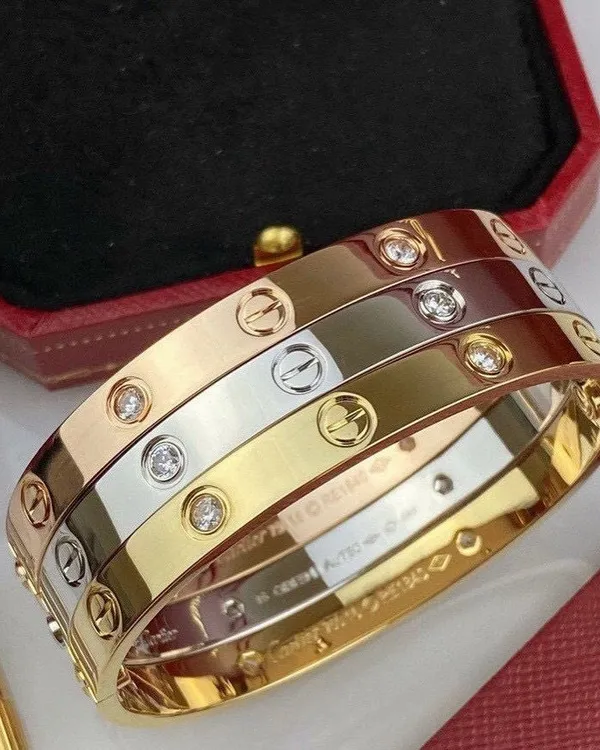 The_Eternal_Promise_Oval_Bangle-Anti_Tarnish_Daily_Wear_Stakable_Kadas