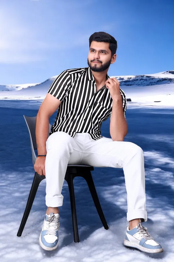 White_&_Black_Lycra_Blend_Short_Sleeve_Printed_Shirt_For_Men