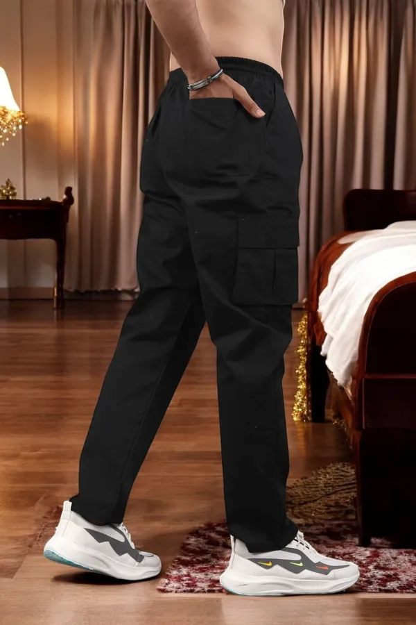 Black_Cotton_Solid_Cargo_Pant_For_Men