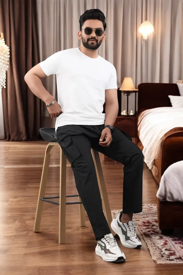 Black_Cotton_Solid_Cargo_Pant_For_Men