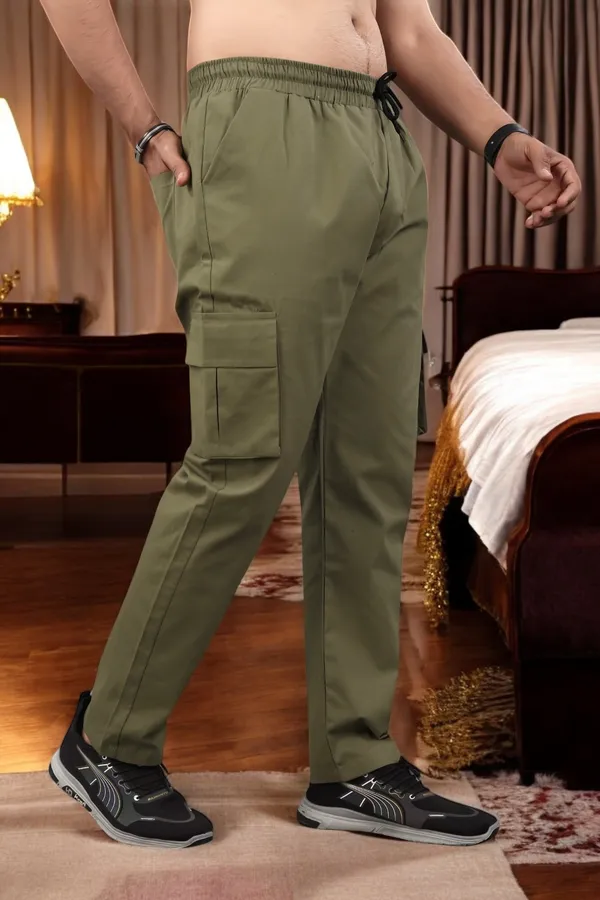 Light_Green_Cotton_Solid_Cargo_Pant_For_Men