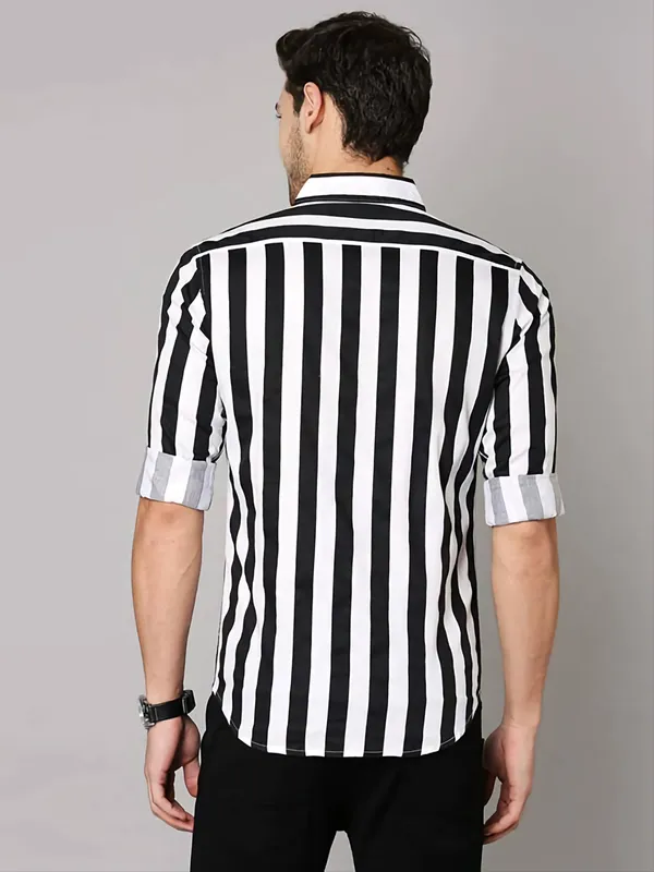 Black_&_White_Lycra_Blend_Full_Sleeve_Printed_Shirt_For_Men