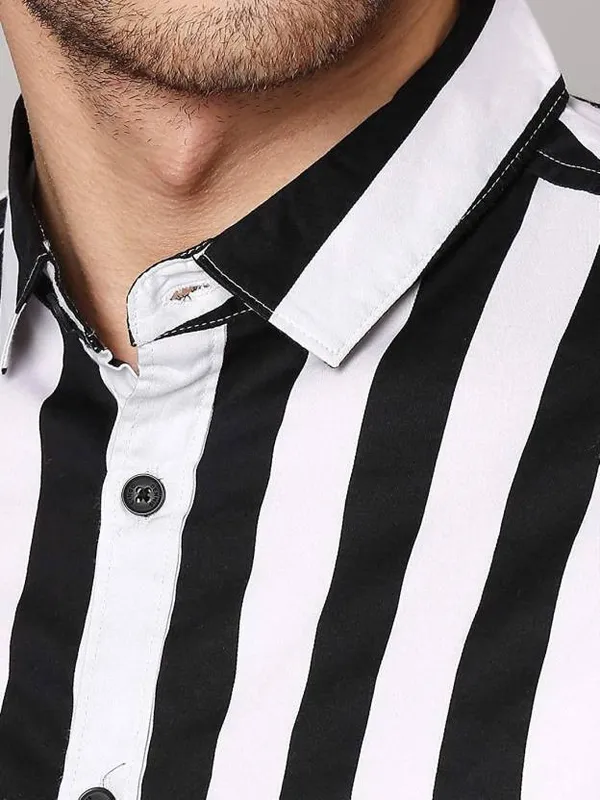 Black_&_White_Lycra_Blend_Full_Sleeve_Printed_Shirt_For_Men
