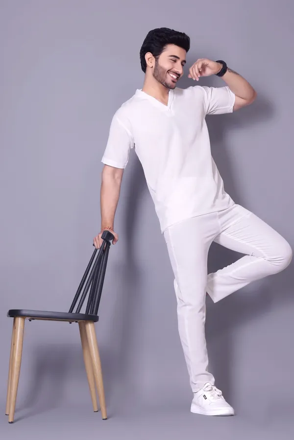 White_Polycotton_Self_Design_Night_Suit_Set_For_Men
