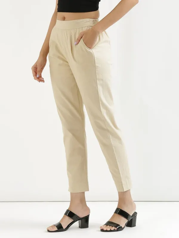 Cream_Pure_Linen_Solid_Casual_Trousers_For_Women