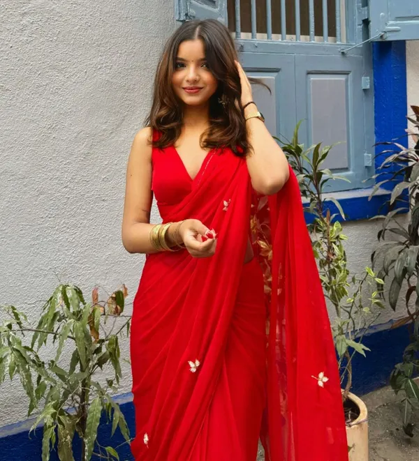 Red_Georgette_Premium_&_Elegant_Saree_With_Unstiched_Blouse