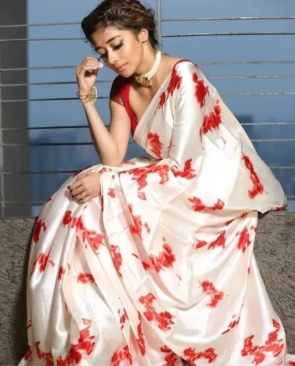 White_Satin_Silk_Premium_&_Elegant_Saree_With_Unstiched_Blouse