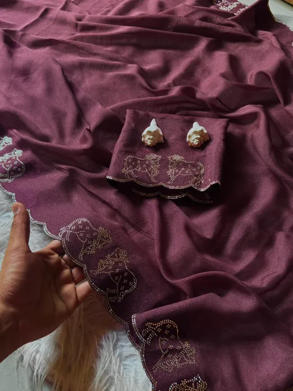 Wine_Silk_Premium_&_Elegant_Saree_With_Unstiched_Blouse