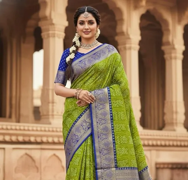 Parrot_Dola_Silk_Premium_&_Elegant_Saree_With_Unstiched_Blouse