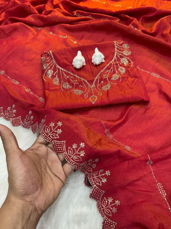 Red_Soft_Silk_Premium_&_Elegant_Saree_With_Unstiched_Blouse