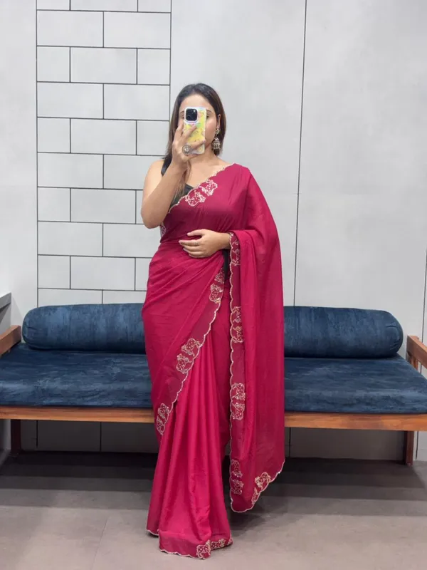 Rani_Pink_Silk_Premium_&_Elegant_Saree_With_Unstiched_Blouse